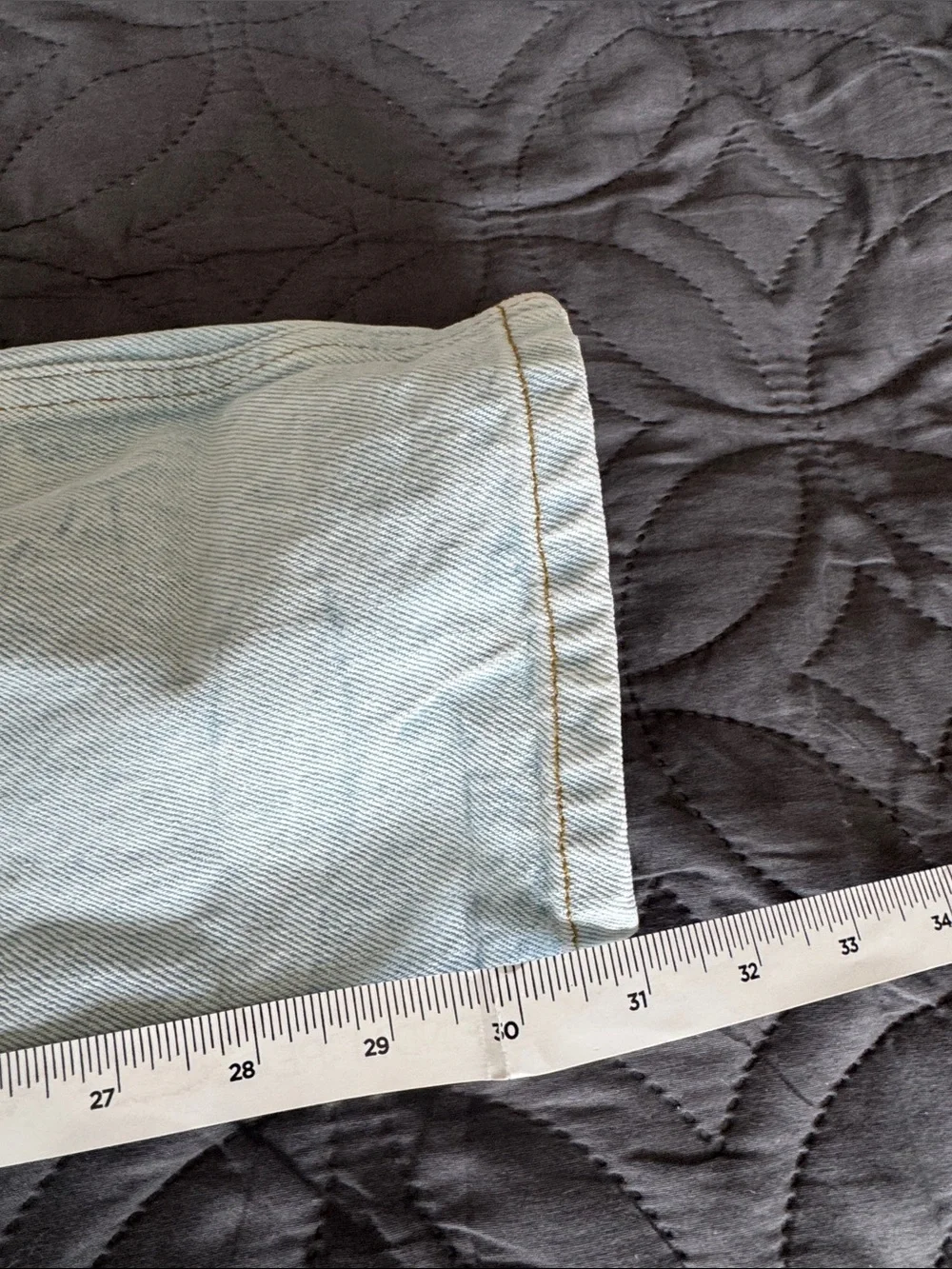 Re/Done Light Wash Denim Jeans - Pale Blue
